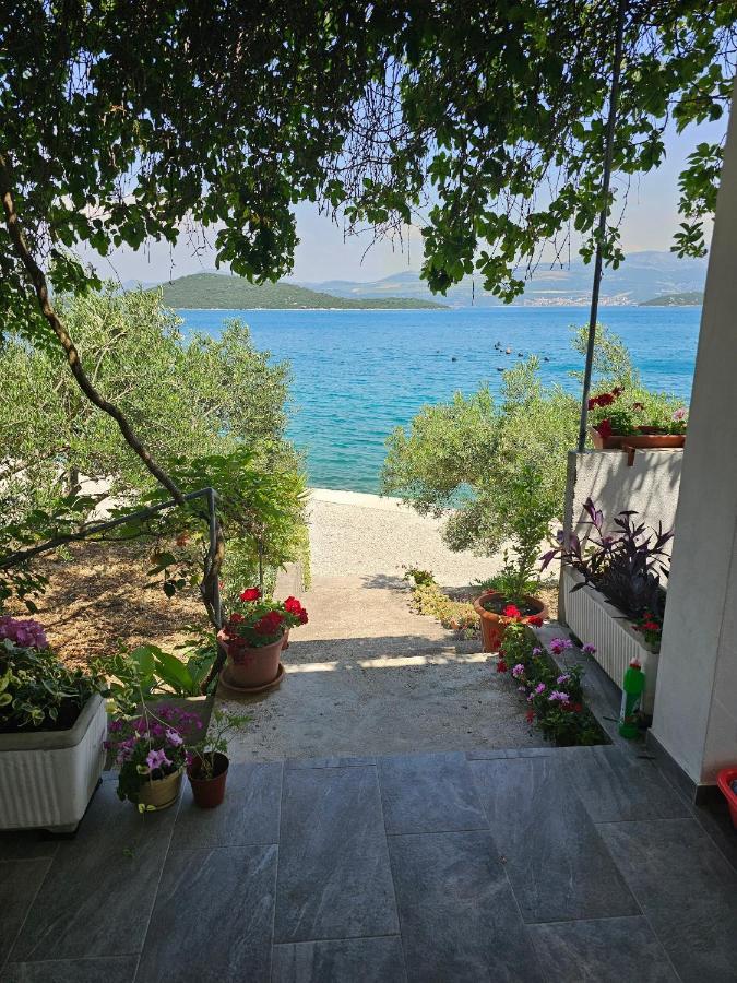 Apartments By The Sea Cove Pjestata, Peljesac - 10210 Janjina Exterior foto